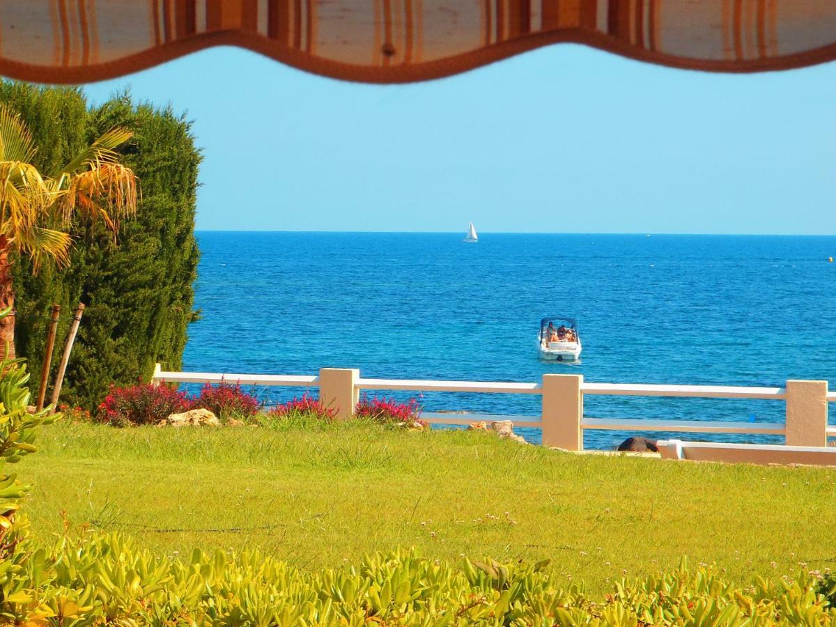 Studio Pieds Dans L'Eau Saint-Raphael  Exterior photo